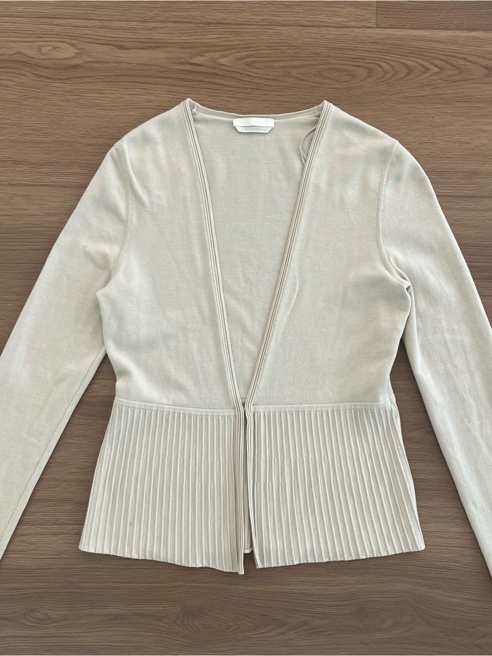 BOSS Hugo Boss Merino Superfine Wool Blend Cream Peplum Cardigan Women’s Size M